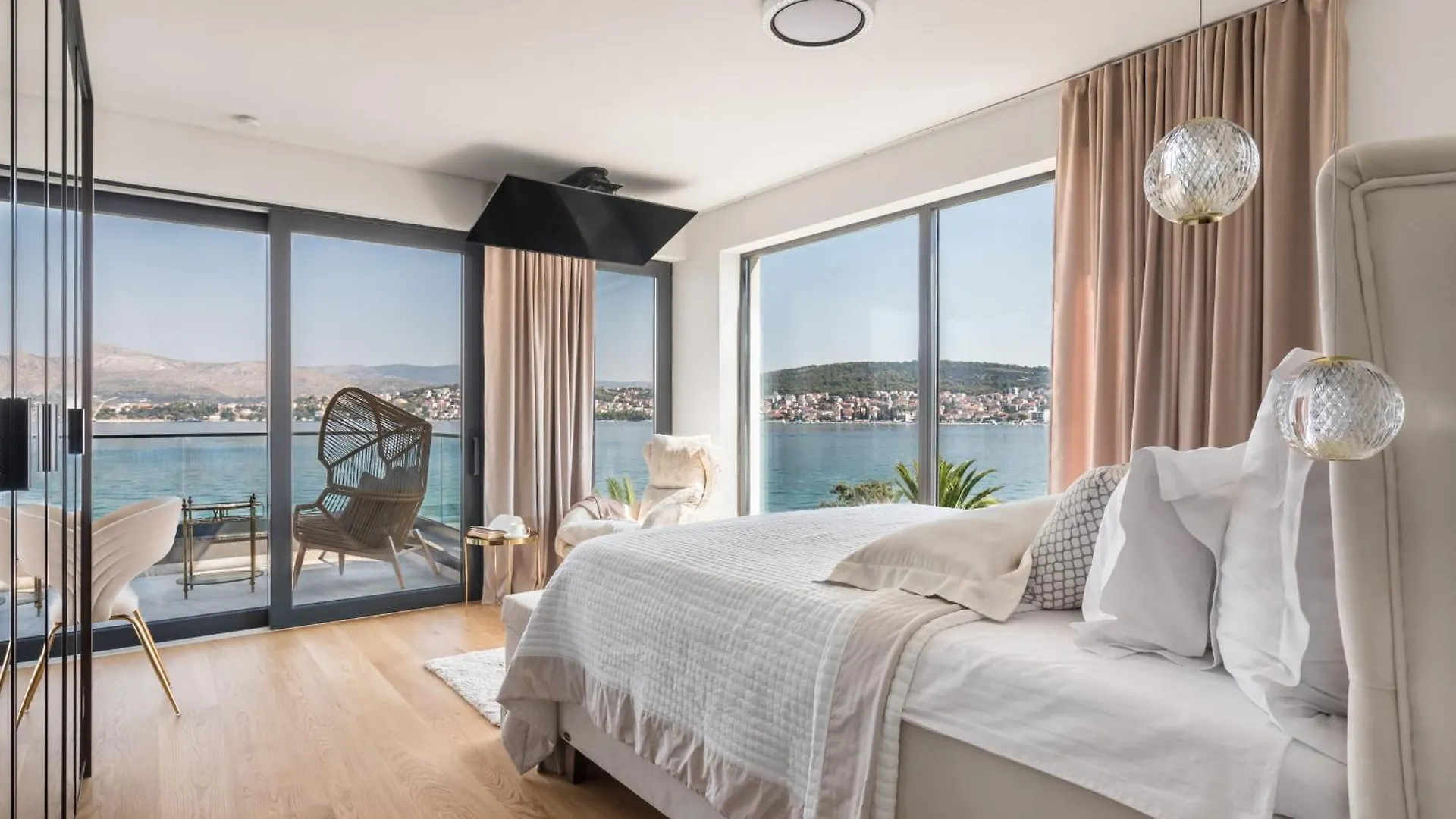 Villa Palace Al Nera 2 Luxurius At Sea Trogir Croatie