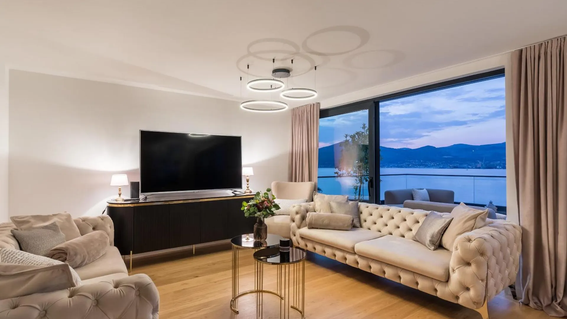 Villa Palace Al Nera 2 Luxurius At Sea Trogir