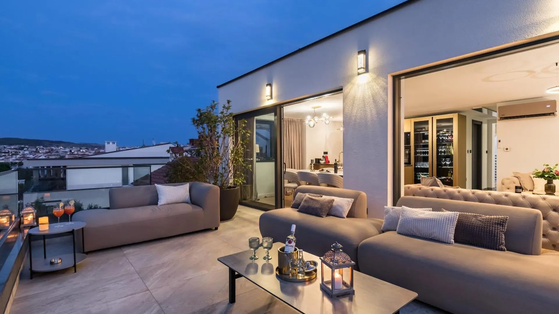Villa Palace Al Nera 2 Luxurius At Sea Trogir Croatie