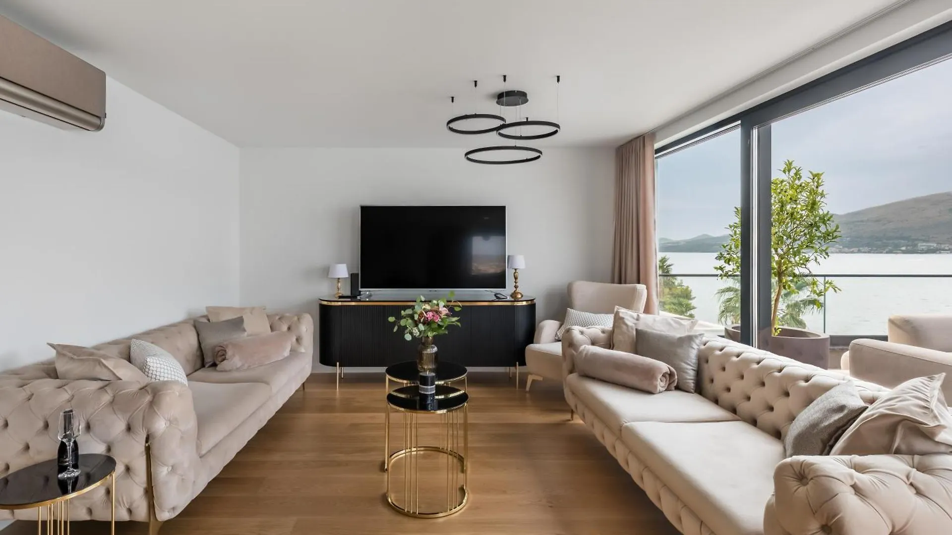 Villa Palace Al Nera 2 Luxurius At Sea Trogir